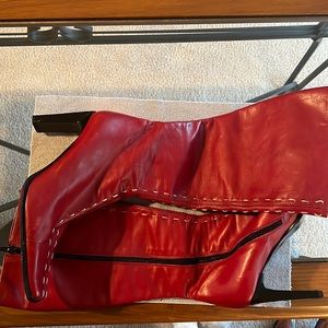 Visor Italian made boots!  Great condition!